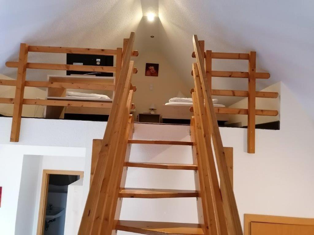 Landgasthof Niebler Adelsdorf Eksteriør billede